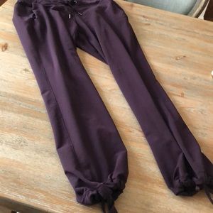 Plum Athleta drawstring hem pants